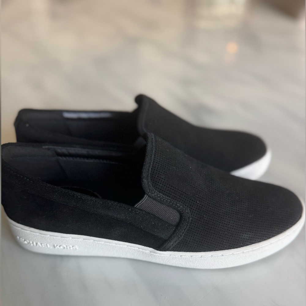 Michael Kors Womens Black Slip-On Shoes (102)